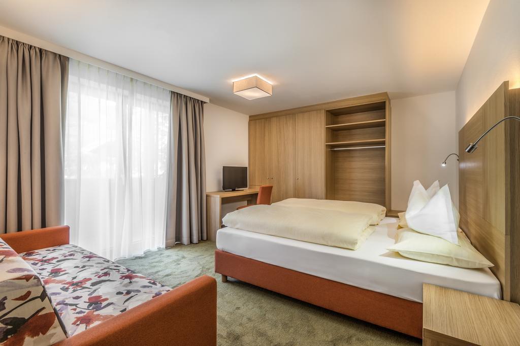 Hotel Miramonti Badia  Pokój zdjęcie