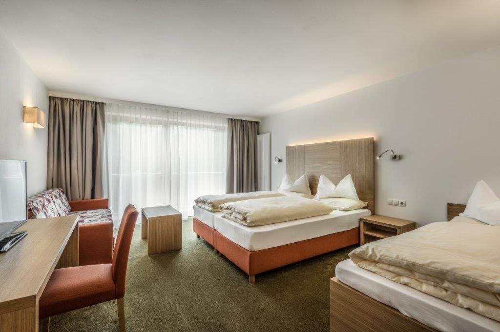 Hotel Miramonti Badia  Zewnętrze zdjęcie