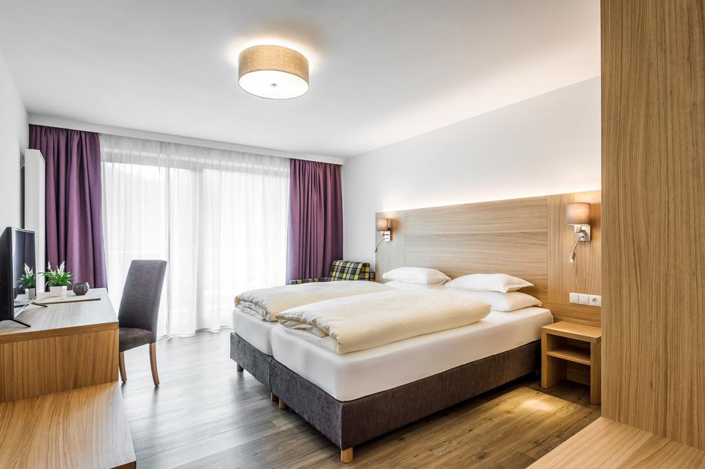 Hotel Miramonti Badia  Zewnętrze zdjęcie