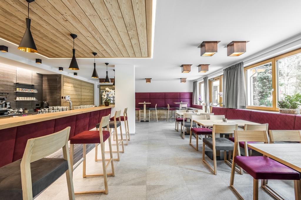 Hotel Miramonti Badia  Zewnętrze zdjęcie